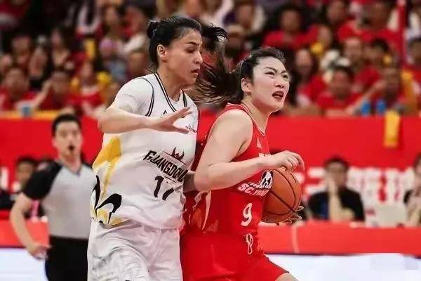 开云体育官网入口-女篮关注度低：WCBA如何破圈？