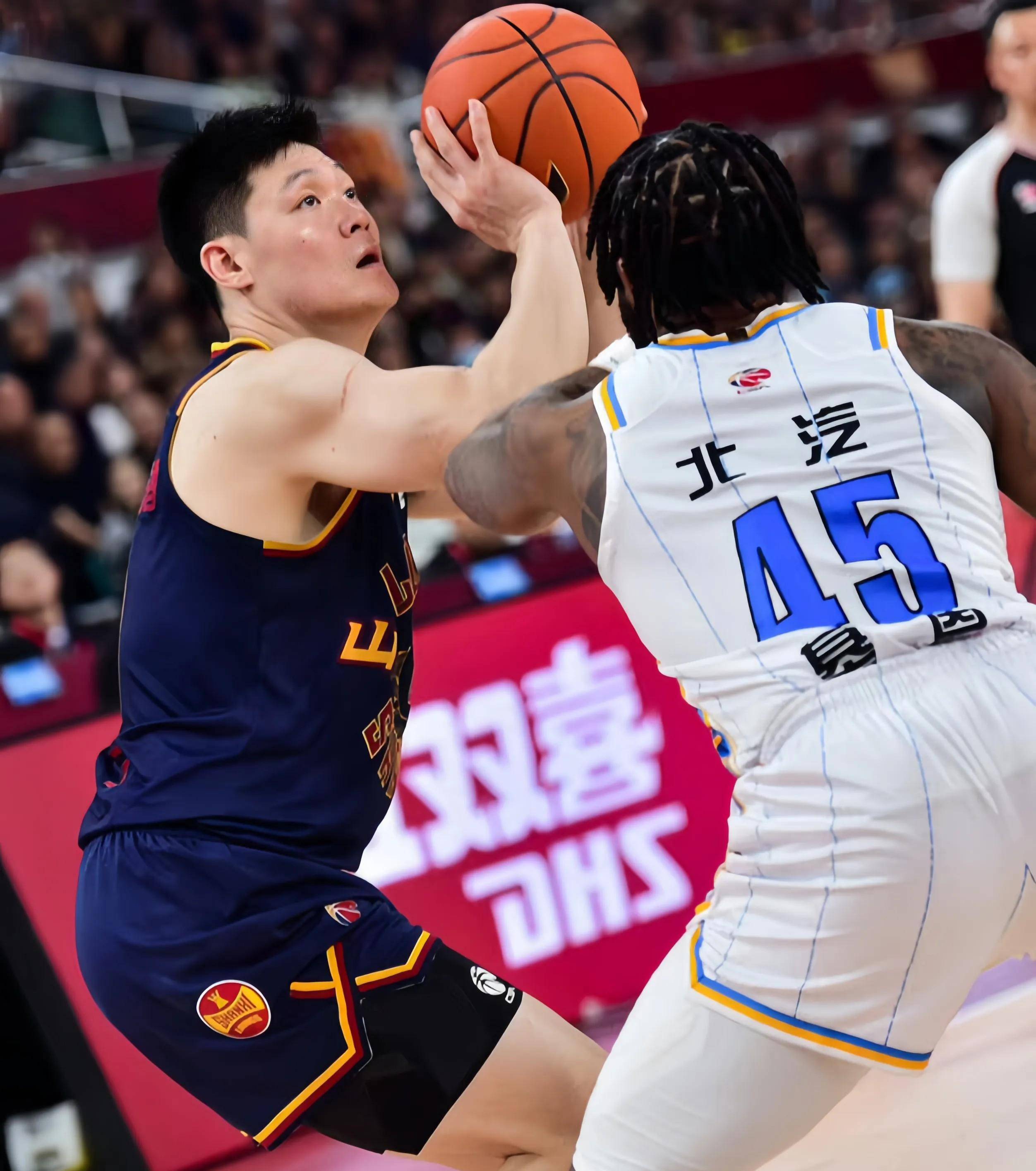 开云体育网址-CBA球市回暖：辽宁主场门票秒光，黄牛票价翻三倍的简单介绍