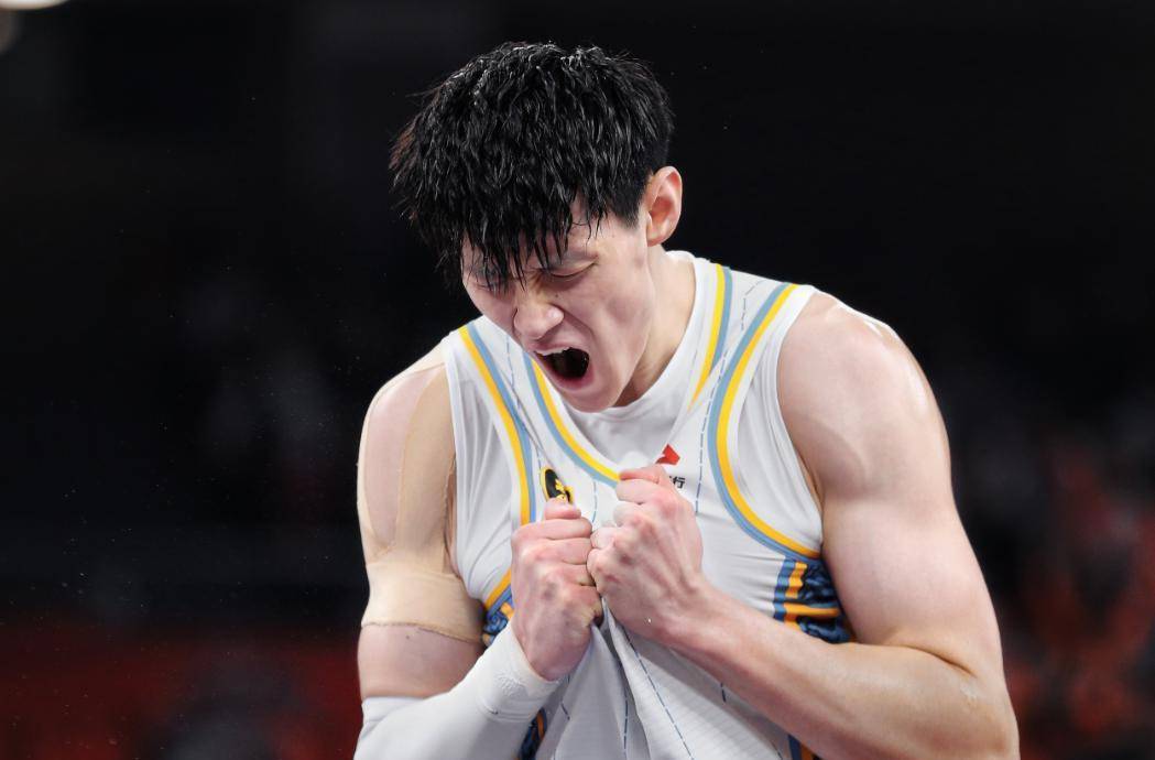 开云体育官网入口-中国球员曾凡博获NBA球队试训邀请