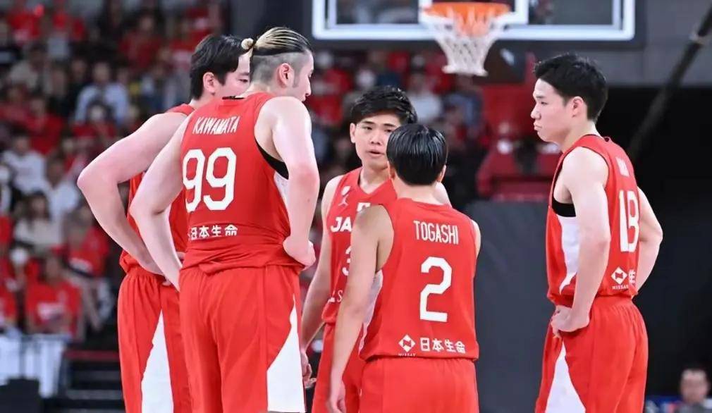 亚洲杯预选赛：中国男篮再战日本，复仇之战能否雪耻？