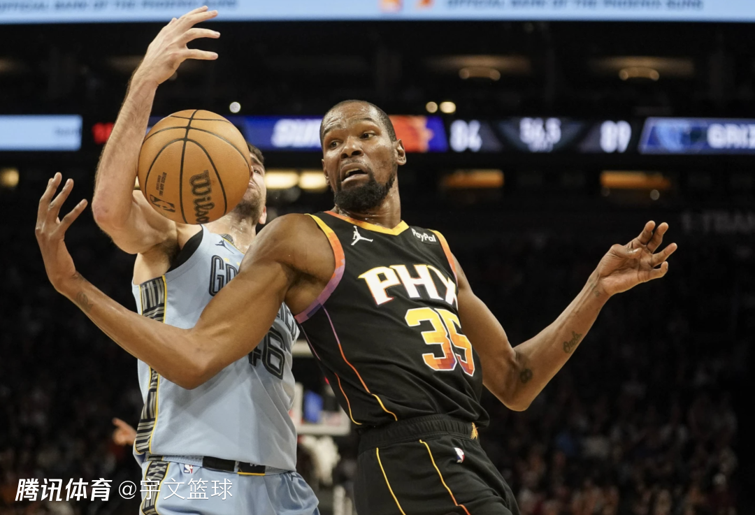 包含太阳三巨头合体，首轮横扫对手晋级的词条