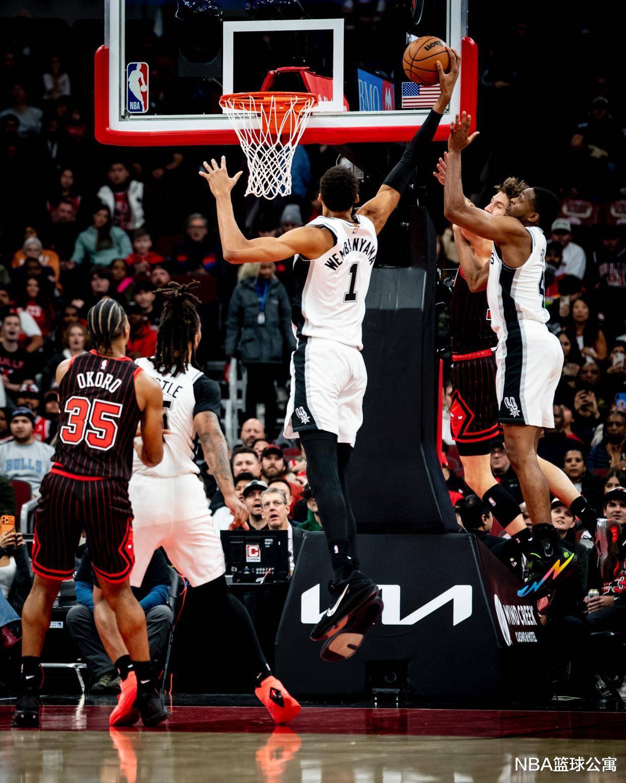 文班亚马盖帽三双！历史首位新秀达成此成就的简单介绍